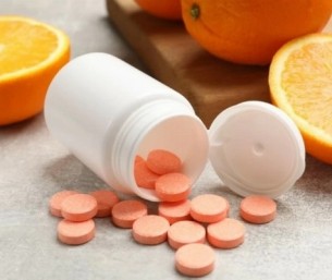 الإفراط في فيتامين سي… 5 مخاطر صحية يجب الانتباه لها قبل تجاوز الجرعة الآمنة