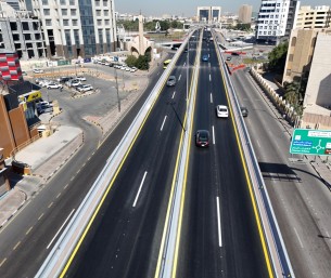 إعادة فتح تقاطع طريق خادم الحرمين مع جسر الملك فهد بالخبر