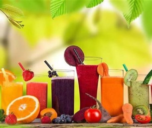 مشروبات طبيعية مهمة تساعد على طرد السموم وتدعم صحة الكلى