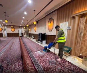 مبادرة لخدمة بيوت الله.. الانتهاء من غسيل وتعقيم عدد من مساجد السلمانية بالأحساء