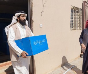 العيون الخيرية تنفّذ ثاني توزيعاتها الرمضانية بـ200 سلة غذائية بقيمة تتجاوز 80 ألف ريال