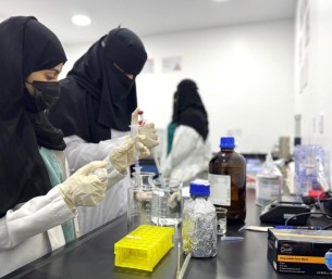 مختبر سلامة الغذاء والبيئة بأمانة الأحساء يحصل على اعتماد دولي يعزز موثوقية الفحوصات