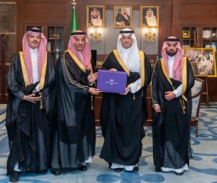 محافظ الأحساء يطّلع على الملخص التنفيذي ومؤشرات الأداء لأعمال “STC”