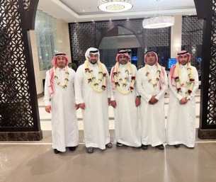 تبادل خبرات مهنية… فريق الباحث الاجتماعي بجمعية التنمية الأسرية بالأحساء يزور باحثي جازان