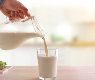 الحليب وحده لا يكفي.. الحقيقة الكاملة لحماية العظام التي يغفلها كثيرون