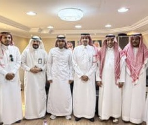 رئيس بلدية العيون يزور نادي العيون ويؤكد دعم القطاع الرياضي