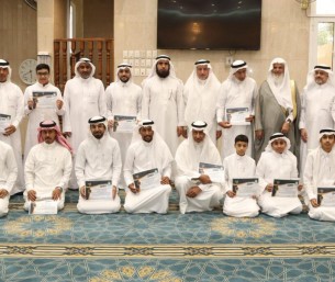 حلقات علي بن أبي طالب بالأحساء تختتم أنشطتها وتكرّم أكثر من 180 طالبًا