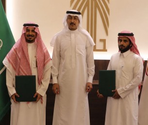 أمانة الأحساء توقّع عقدًا استثماريًا لتطوير مشروع تجاري متكامل