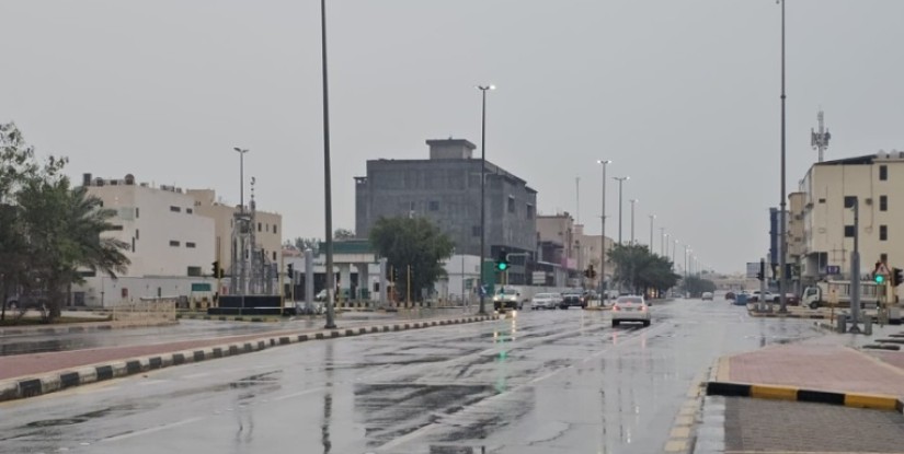 بالصور.. هطول أمطار غزيرة على أجزاء من الشرقية