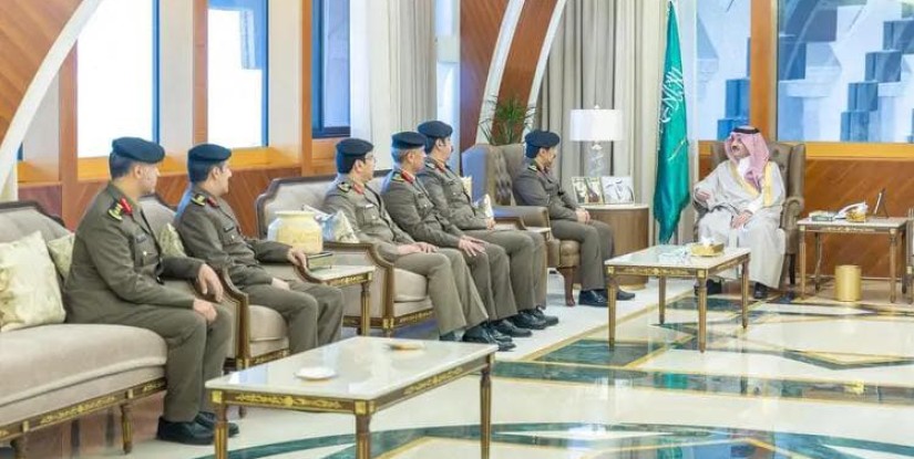 أمير الشرقية يستقبل مدير شرطة المنطقة ويطّلع على استعدادات الاحتفال بيوم التأسيس