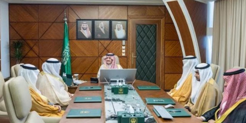 أمير الشرقية يستقبل أمين المنطقة ويطّلع على مشاريع أنسنة المدن وتطوير البيئة