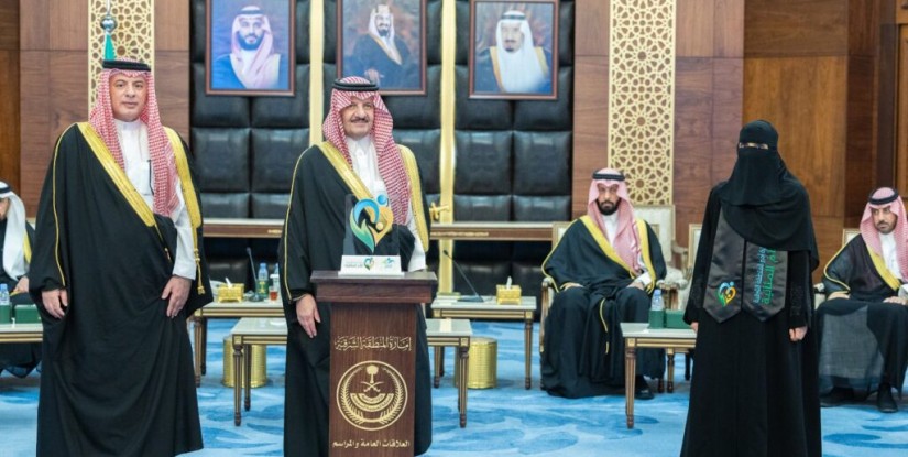 أمير الشرقية يكرّم أمهات أيتام “بصمات” الفائزات بجائزة الأم المثالية