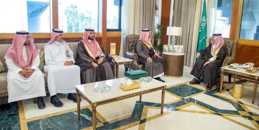 أمير الشرقية يطّلع على أعمال فرع المركز الوطني لتنمية الغطاء النباتي بالمنطقة