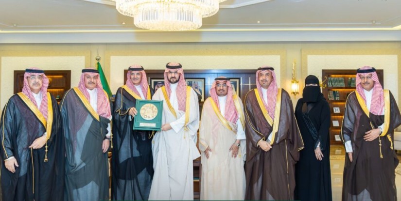 نائب أمير الشرقية يطّلع على التقرير الختامي لجمعية أمناء للتنمية الحضرية