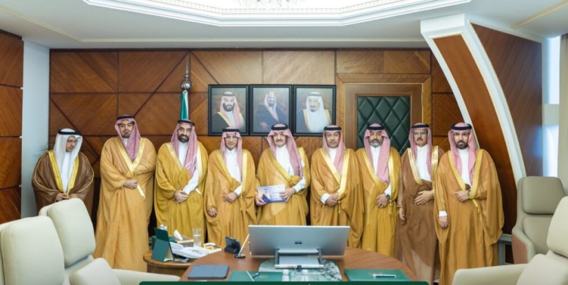 أمير الشرقية يطّلع على جاهزية مطارات الدمام ويؤكد دعم القيادة لقطاع النقل الجوي