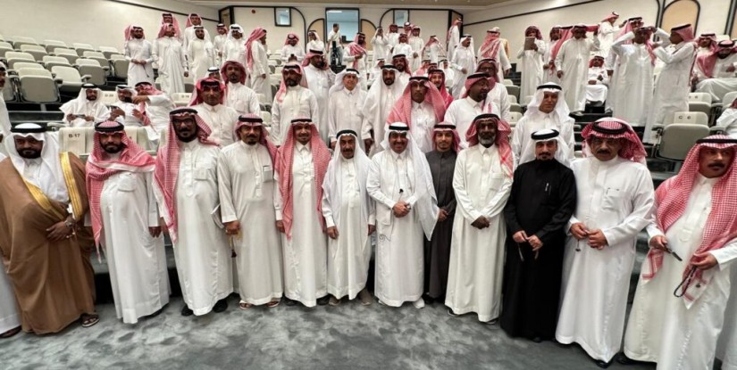 توقيع كتاب “القهوة السعودية”.. حين تتحوّل الرشفة إلى قصيدة في أمسية الأحساء الثقافية