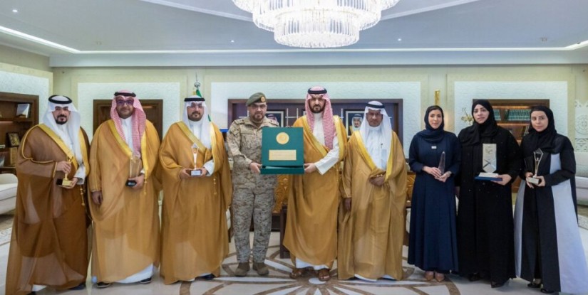  نائب أمير الشرقية يطّلع على إنجازات المجمع الطبي العسكري بالظهران.. ويشيد بتطور الخدمات الصحية