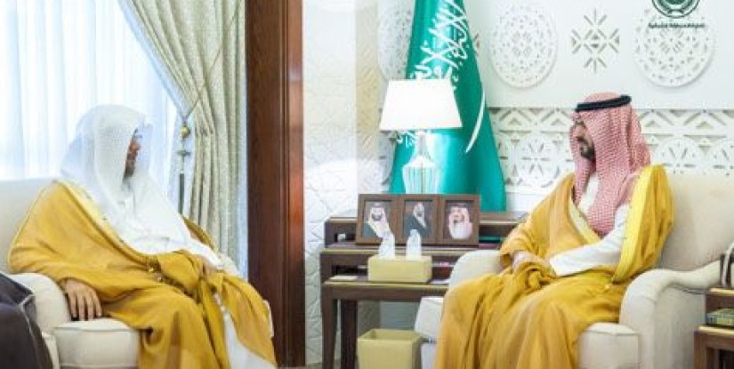 نائب أمير الشرقية يطلع على جهود وبرامج جمعية أفلاذ لتنمية الطفل