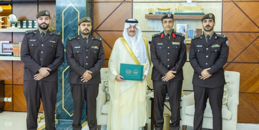 أمير الشرقية يطّلع على جهود القوة الخاصة للأمن البيئي بالمنطقة