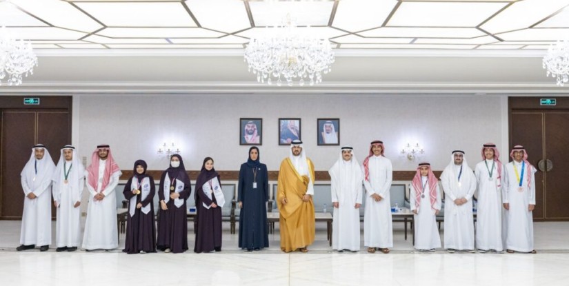 نائب أمير الشرقية يهنئ طلاب وطالبات المنطقة الحاصلين على جوائز دولية لعام 2026