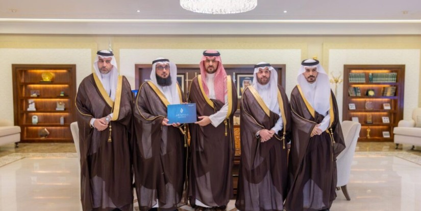 نائب أمير الشرقية يستقبل الرئيس التنفيذي لجمعية البر بالمنطقة