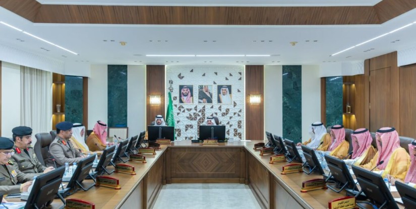 أمير الشرقية يترأس اجتماع لجنة السلامة المرورية ويستعرض مستجدات طريق العيون–العقير