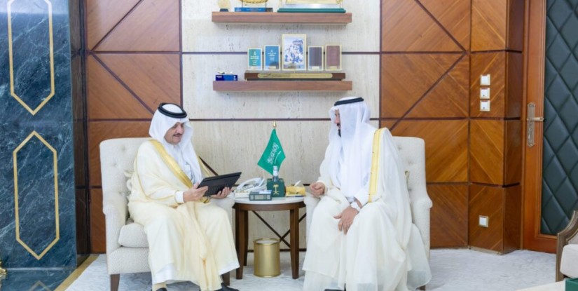 أمير الشرقية يدشّن البرنامج الدعوي “البناء العقدي” لترسيخ الوسطية والاعتدال