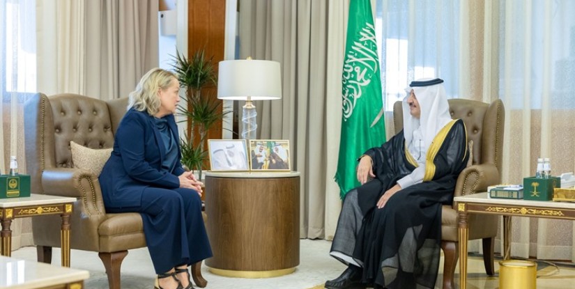 سمو أمير الشرقية يستقبل القنصل العام للولايات المتحدة الأمريكية بالظهران