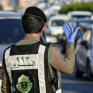 المرور: 2000 ريال غرامة لمخالفي التجاوز في المواقع الخطرة