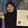 ابتكرت حلًا للهدر الدوائي.. الميدالية الذهبية لطالبة من الشرقية في معرض ابتكار دولي بماليزيا