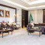 نيابةً عن محافظ الأحساء.. وكيل المحافظة يستقبل مدير عام الإدارة العامة للتوجيه والإرشاد بالداخلية