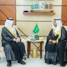 أمير الشرقية يستقبل المدير التنفيذي لمركز زراعة الأعضاء المتميز بمستشفى الملك فهد بالدمام