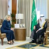 سمو أمير الشرقية يستقبل القنصل العام للولايات المتحدة الأمريكية بالظهران