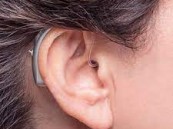 دراسة: أجهزة السمع تقي من داءٍ لا علاج له
