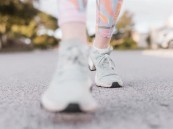 دراسة: مشي 6 آلاف خطوة يحد من إصابة كبار السن بأمراض القلب