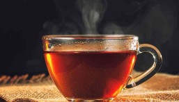 منها خفض الإصابة بالسرطان.. فوائد مذهلة للشاي بدون سكر