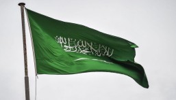 مقترح سعودي لتعيين “يوم شهيد الصحة” يحظى بأصداء واسعة في العالم العربي