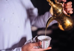 “الغذاء والدواء”: 15 فنجاناً من القهوة السعودية حد أقصى يومي للبالغ