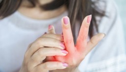 دراسة: 7 علامات “صامتة” على بشرتك لهذا المرض المزمن والخطير