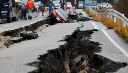 ارتفاع عدد قتلى زلزال اليابان إلى 77 قتيلًا