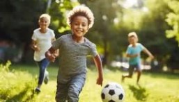كيف تحفز طفلك على ممارسة النشاط البدني؟ “عش بصحة” يوضح