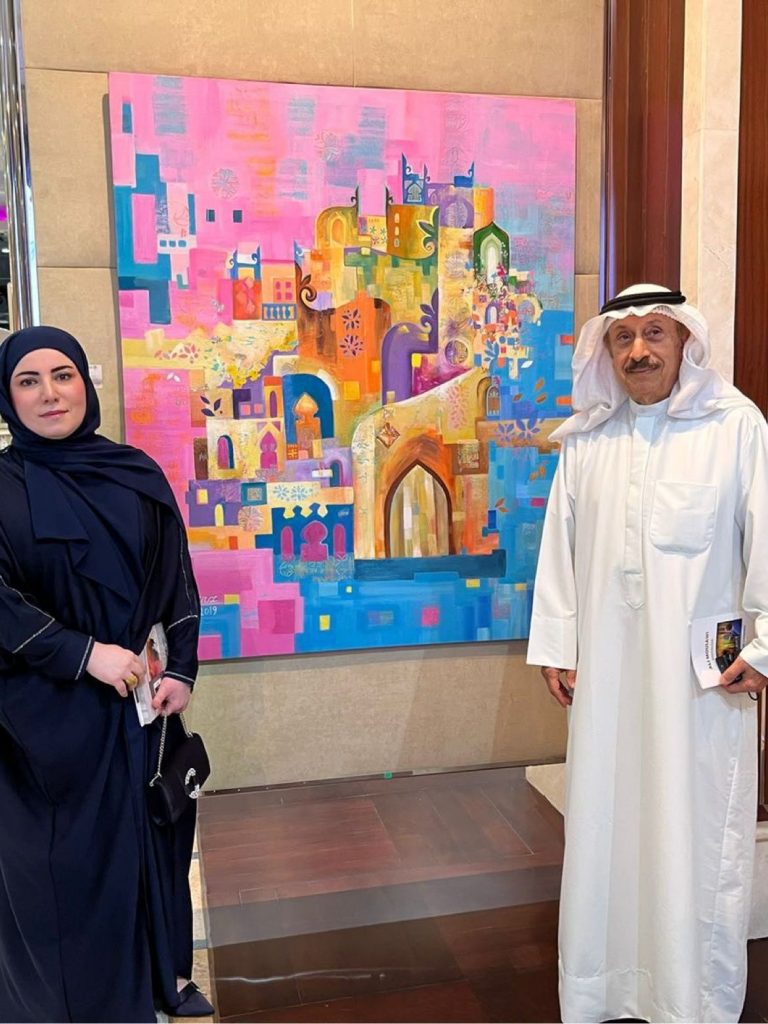 بروعة التراث الاحسائي..الفنانة بيبي الحرز تشد أنظار الزائرين بمعرض اتحاد الثقافات