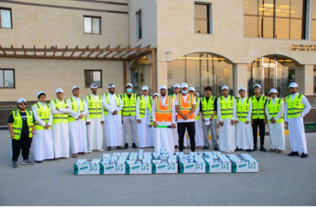 في عدة نقاط بالاحساء .. فريق نبض التنظيمي التطوعي يواصل مبادرة “أبشر بالفطور”