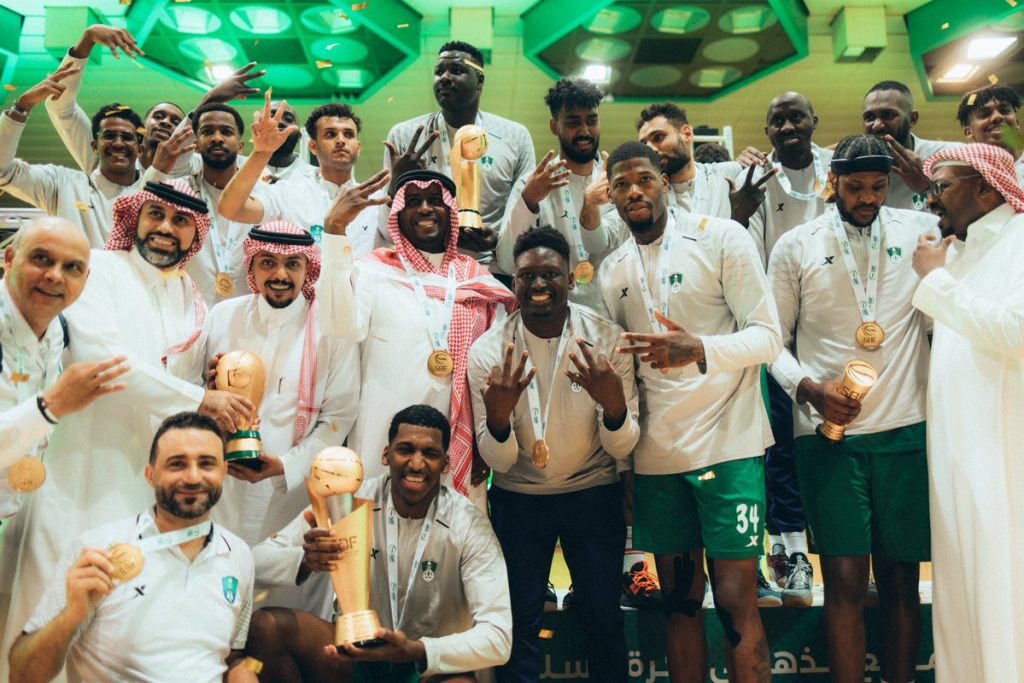 الأهلي بطل المربع الذهبي والفتح ثالثا