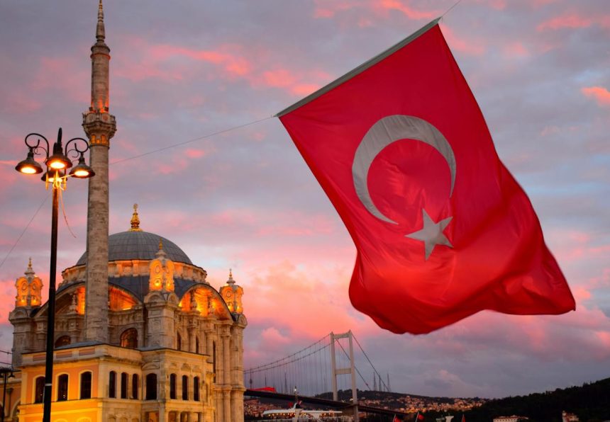 في بيان لها.. تركيا تدين تدنيس نسخة من القرآن الكريم في السويد