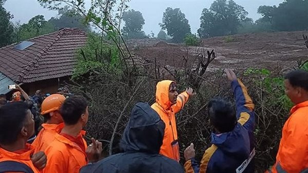 مصرع 16 شخصا وعشرات المفقودين في انهيار أرضي بالهند