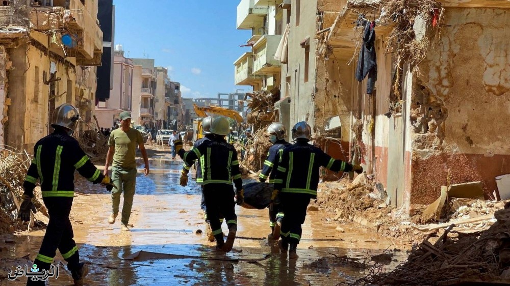 إنقاذ 510 أشخاص من تحت الأنقاض بمدينة درنة الليبية