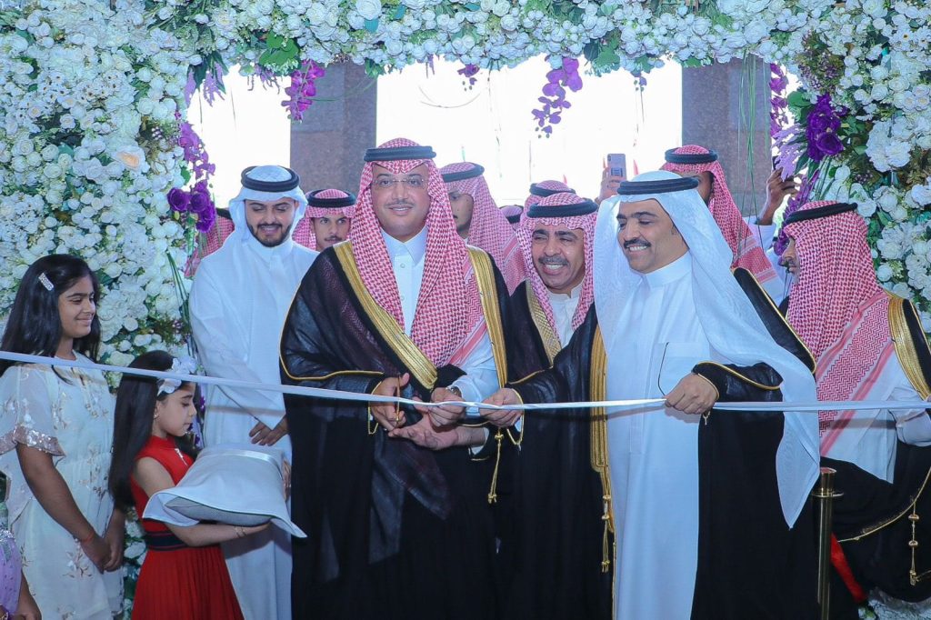 بالصور.. الأمير سعود بن طلال يفتتح فندق “بيريرا الأحساء”