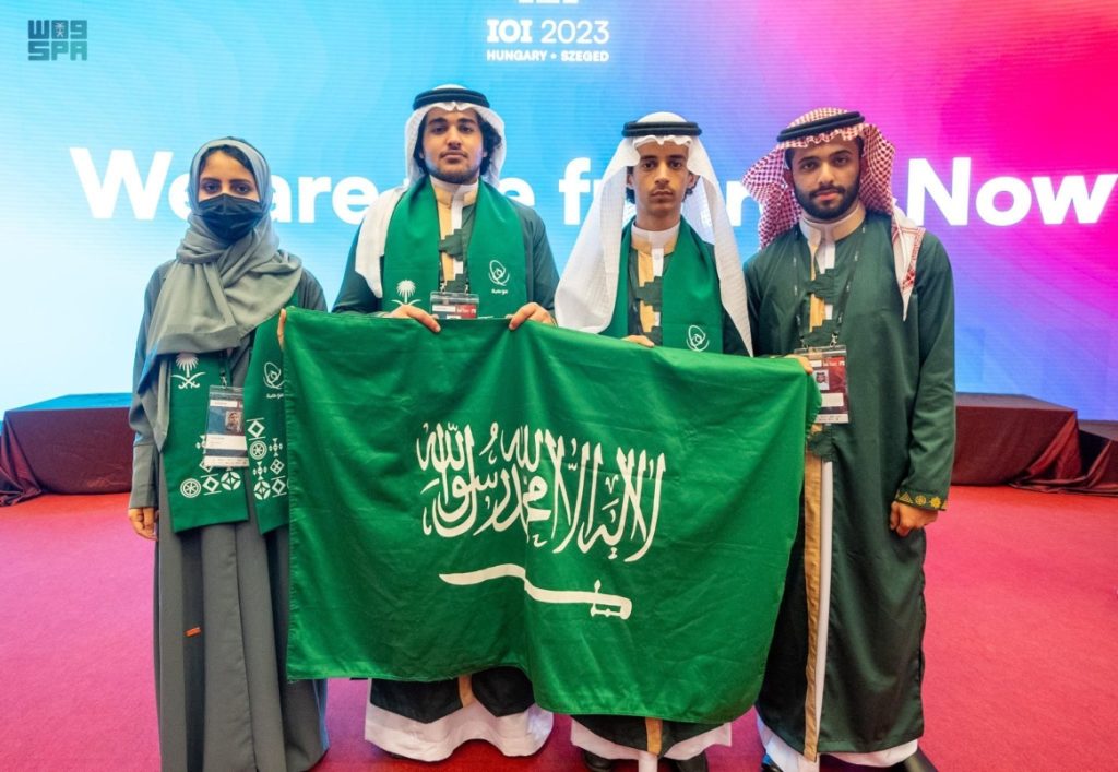 فرسان الوطن للمعلوماتية يصلون الرياض متوجين بثلاث جوائز عالمية