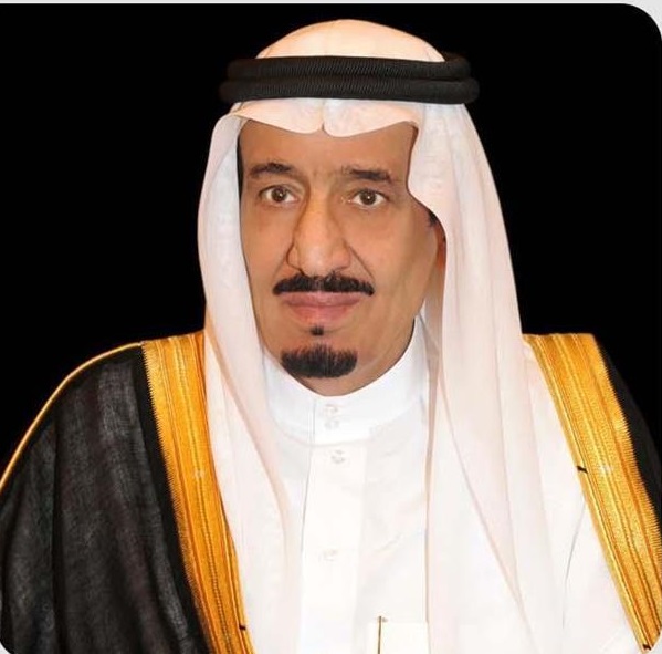 موافقة خادمِ الحرمينِ الشريفينِ على منح 300 متبرع ومتبرعة وسام الملك عبدالعزيز من الدرجة الثالثة